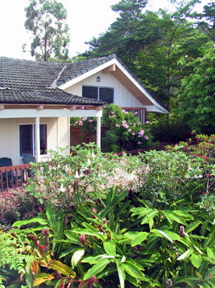Hale Kua Vacation Rental Cottage